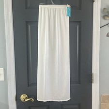 Vanity Fair NWT Flaw White Style  11760 Size M Nylon 32  L Half Slip Side Slit