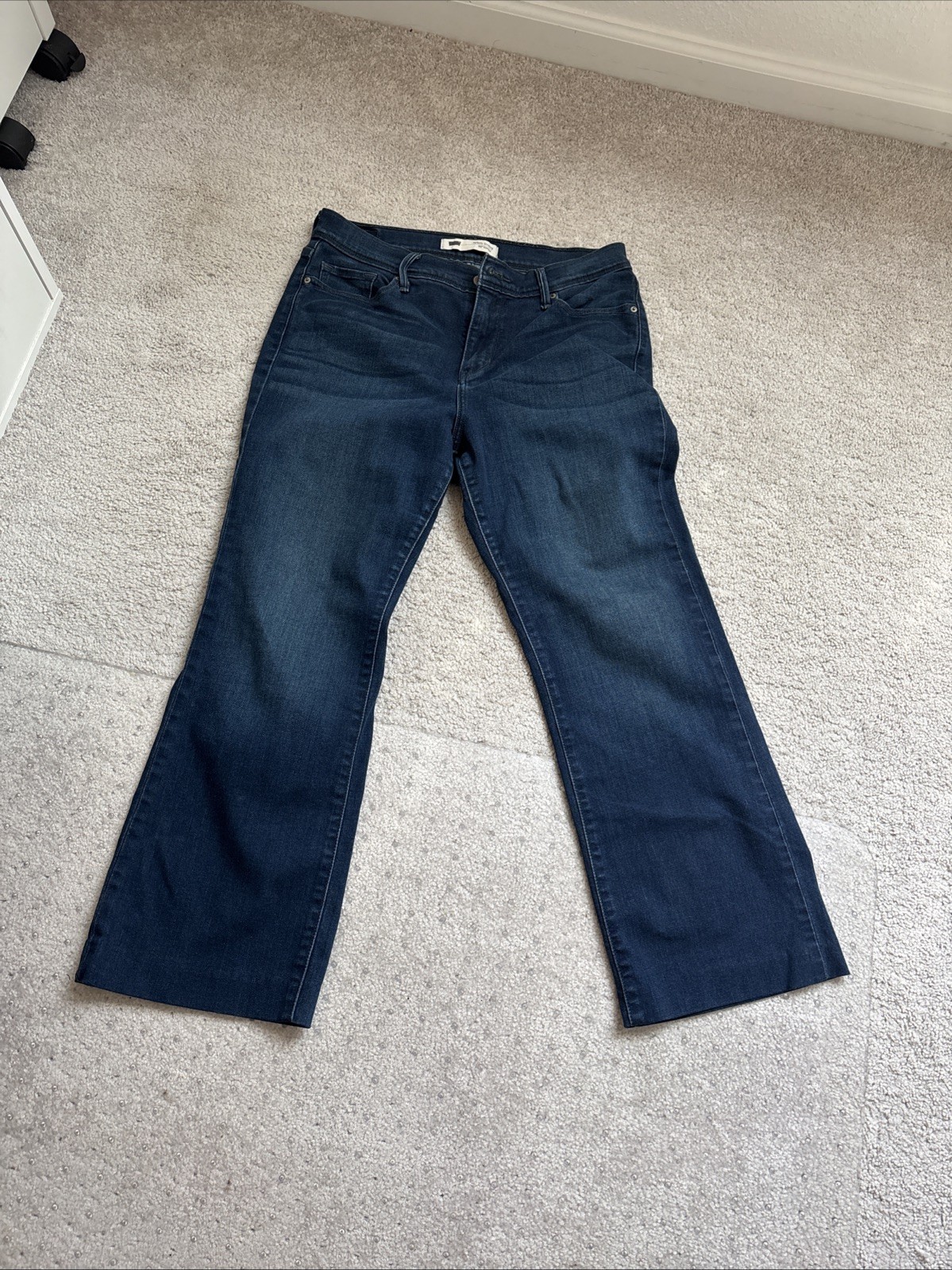 Picture 1 of 2