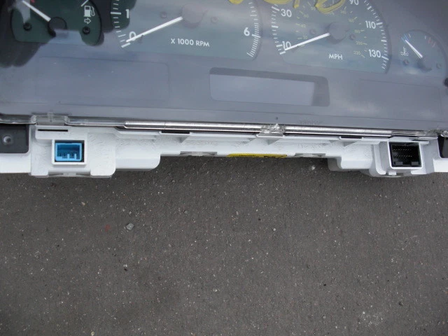 Cuadro de instrumentos velocímetro Land Rover Range Rover 2000-2001--2002 Foto 2 de 4