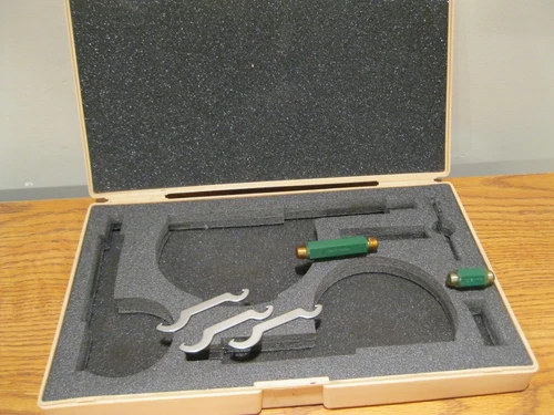 MITUTOYO 103-922 CASE W/STANDARDS AND WRENCHES NO MICROMETERS MACHINIST TOOLS