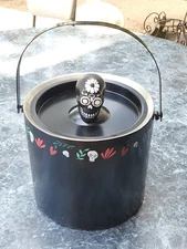 Cocinaware Black Metal "Day of the Dead" Ice Bucket Sugar Skull Knob Handle
