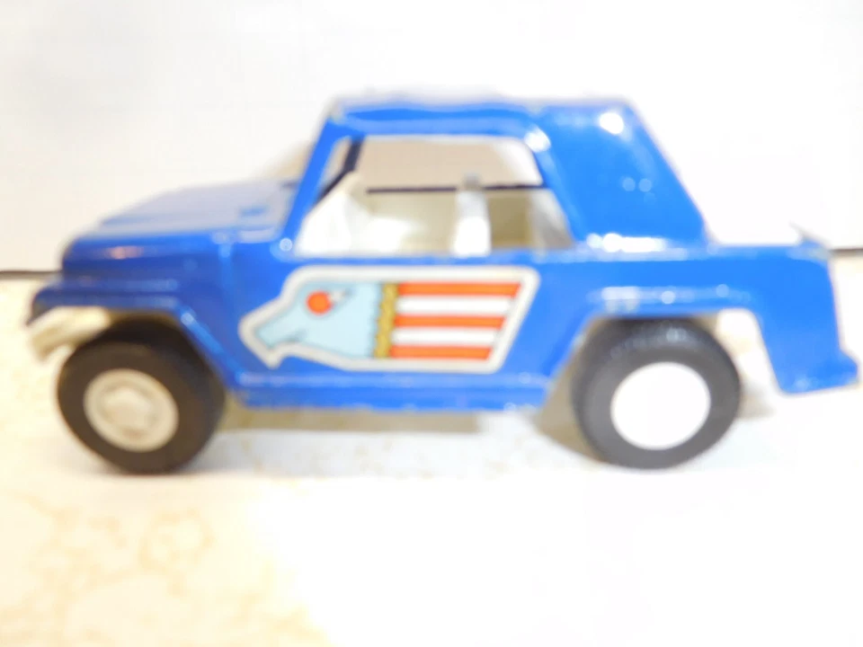 Camión Jeepster Tootsietoy American Eagle 1970 vintage azul EE. UU. Foto 4 de 4