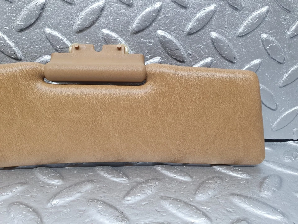 ⚙43518⚙ Parasol medio cupé Mercedes-Benz C126 380SEC Foto 3 de 4