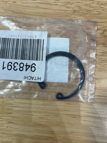 Anillo en C Hitachi 948391 para orificio D40 CC14SC pieza de repuesto - Imagen 2 de 2