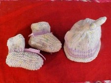 Infant Baby Toboggan Hat Booties Hand Knitted Unisex Acrylic Yarns White Stripe