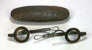 MARTIN MARGIN SPECTACLES NEEDS TO BE RESOLDERED ORIGINAL STEEL CASE C1780