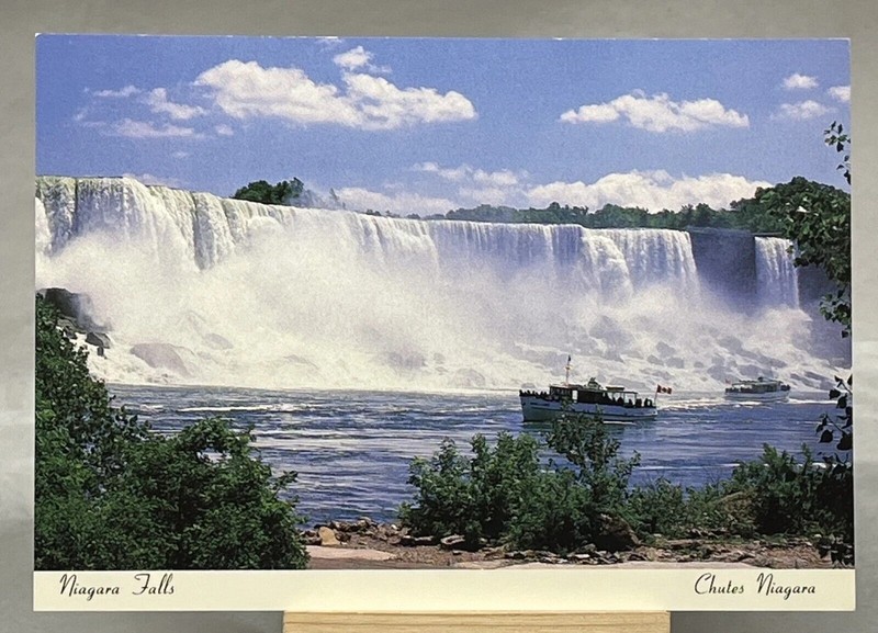 Niagara Falls Canada Vintage Postcard Maid of the Mist Unposted