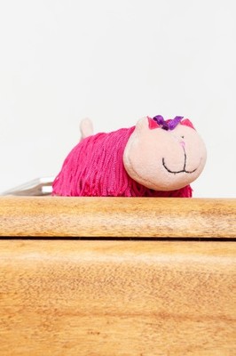 Jellycat Pink Majestic Miaower Katze (etikett)