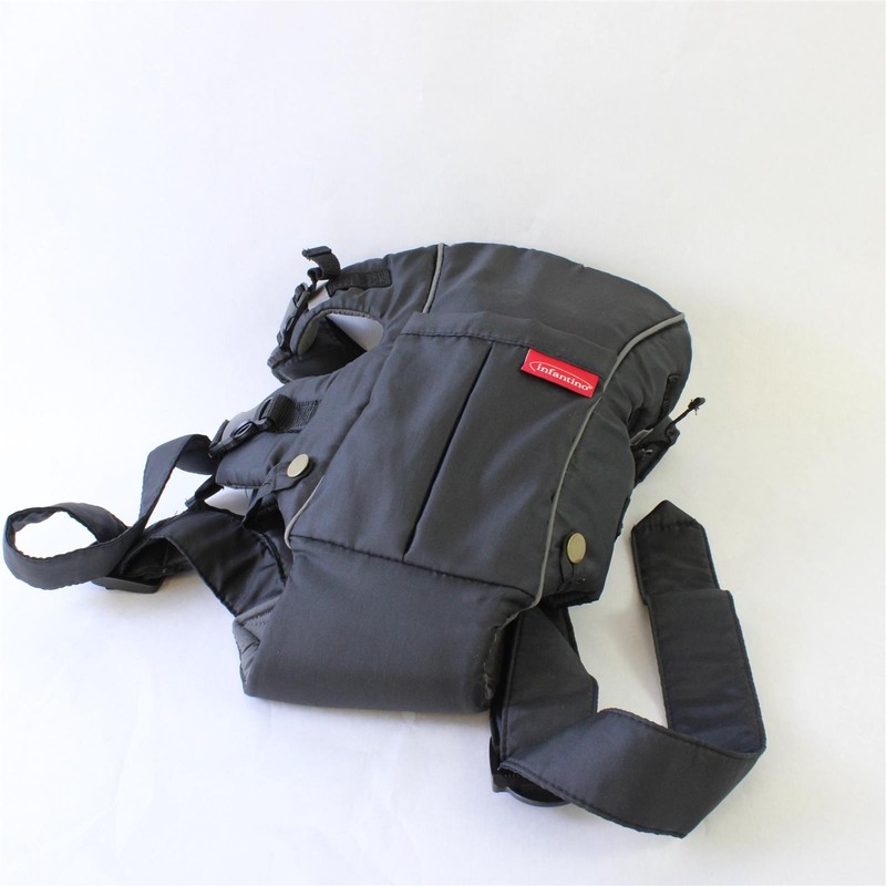 Infantino Adjustable Black Swift Baby Carrier for Infant 8-25lbs Front Pocket