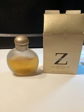 Z Halston Eau De Toilette Natural Spray  2.5 fl.oz/75ml **READ