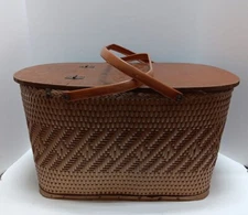 Vintage Redmon Peru Indiana Picnic Basket 