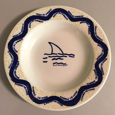 Jimmy Buffet Margaritaville Feeding Frenzy Fins to Left Homer Laughlin 11" Bowl