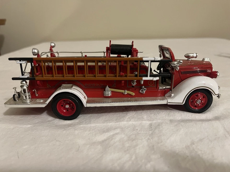 National Motor Museum Mint Fire Trucks - Image 4 of 4