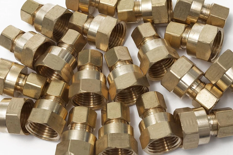 Wholesale Brass Compression Connectors, 3/8" OD x 1/2" NPT, 25-Piece Bulk Set - Image 3 of 4