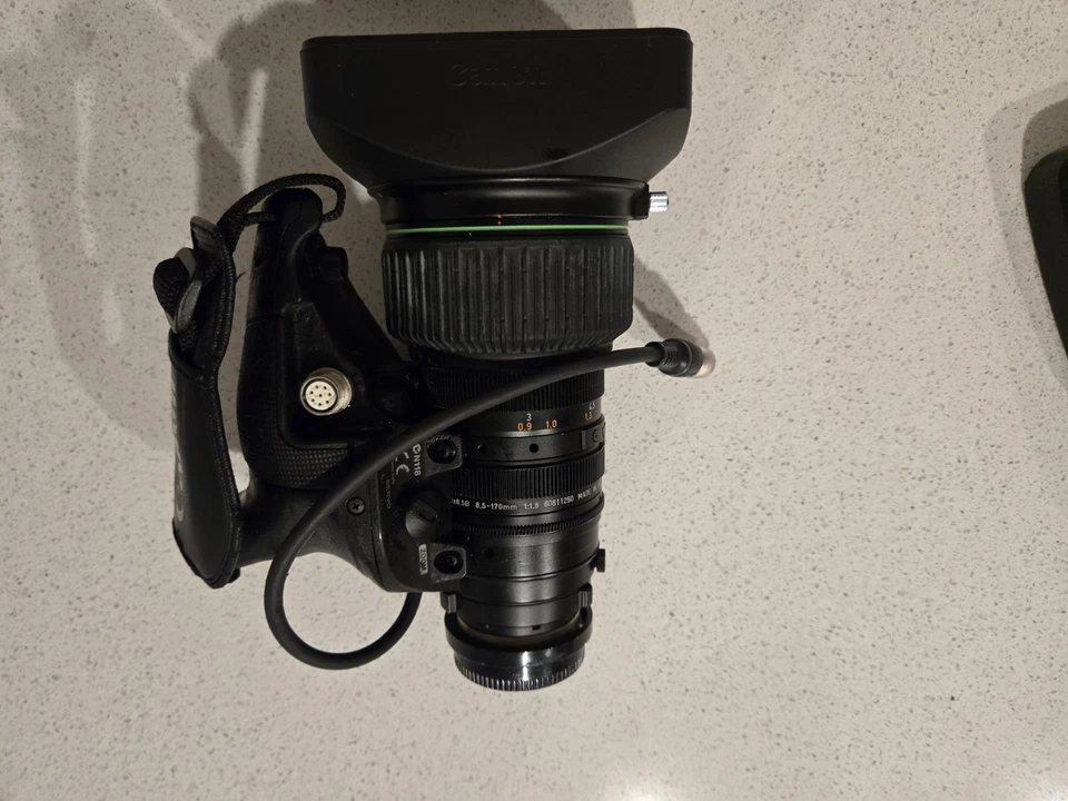 Canon YJ20x8.5B4 KRS SX12 2/3" B4-Mount 20x Zoom Broadcast Lens - Image 3 of 4