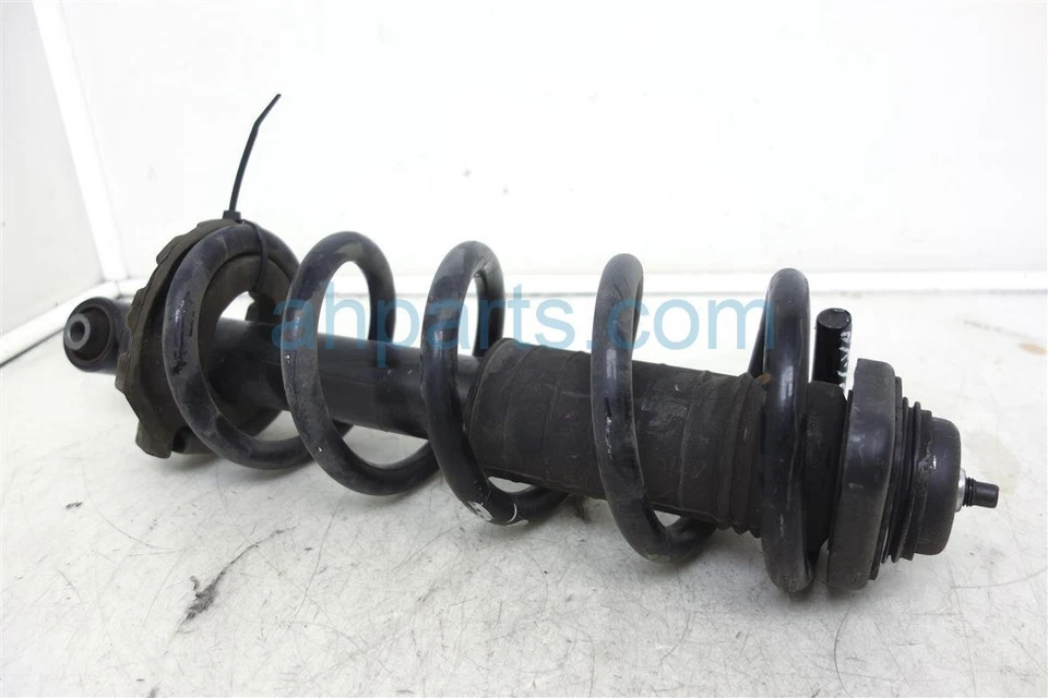 Amortiguador trasero derecho Nissan Pathfinder 2014-2016 4x2 E6210-3Ka0a Foto 4 de 4