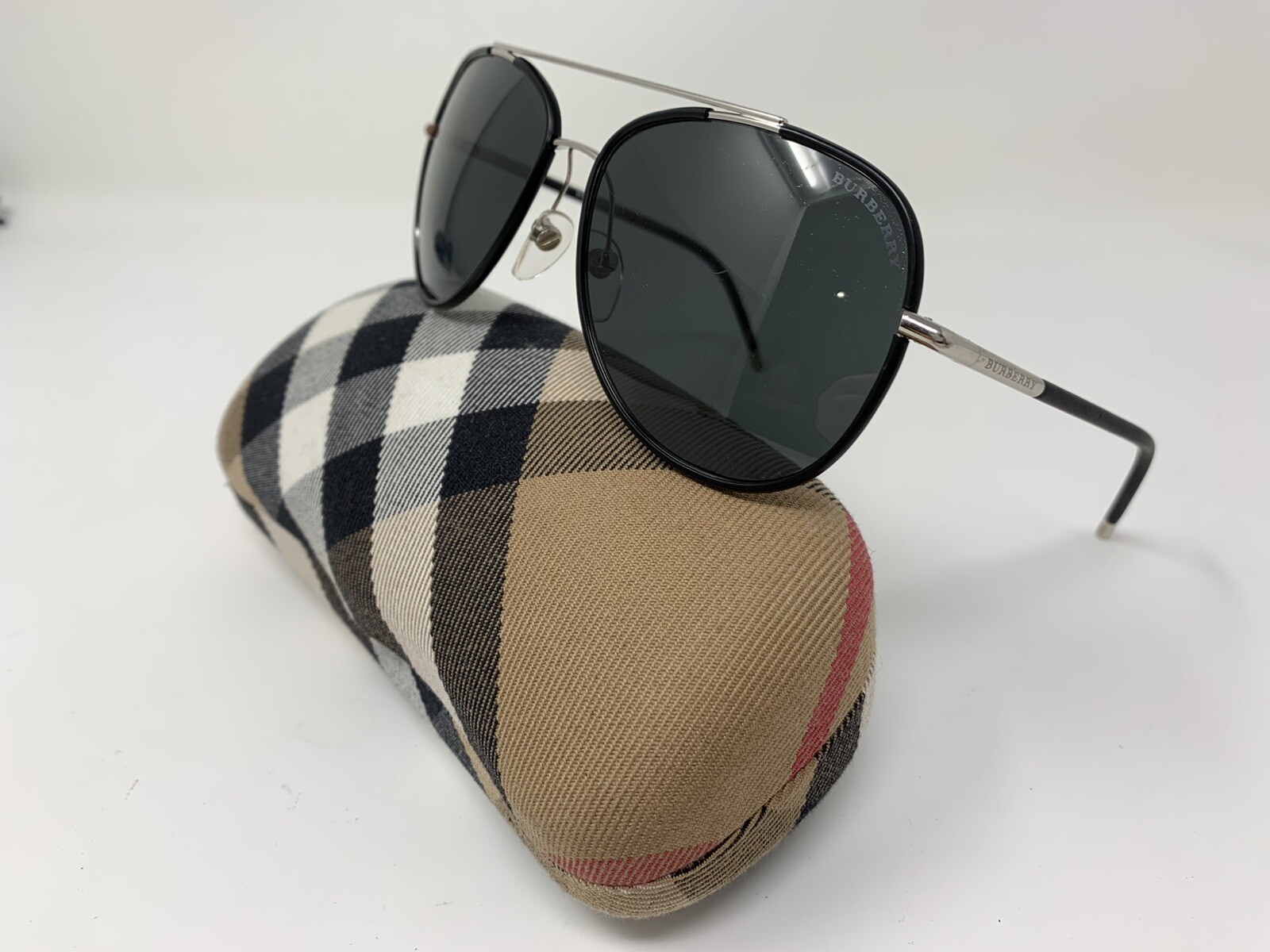 burberry b3084
