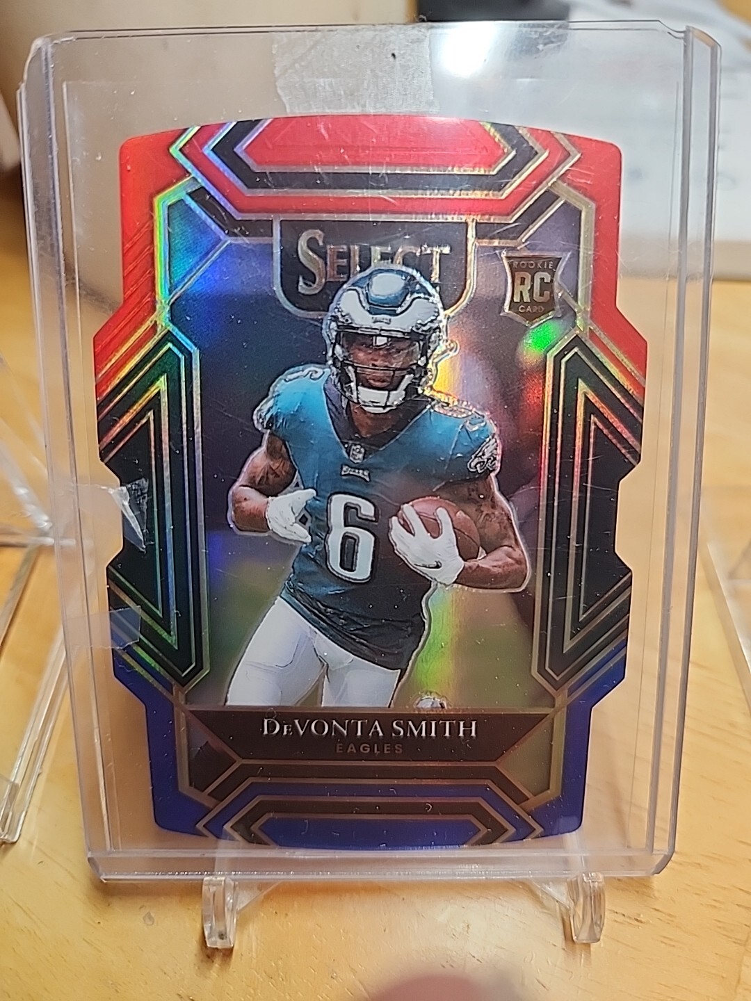 2021 PANINI SELECT RED/BLUE DIE-CUT DEVONTA SMITH CLUB LEVEL EC EAGLES