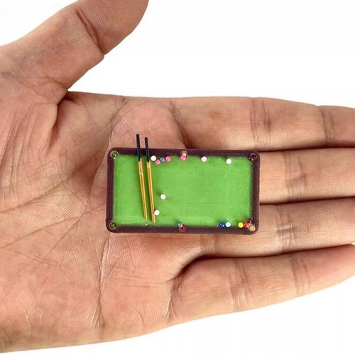 1/64 Scale Miniature Pool Table Resin Miniature Figures for Miniature Scenes - Picture 4 of 7