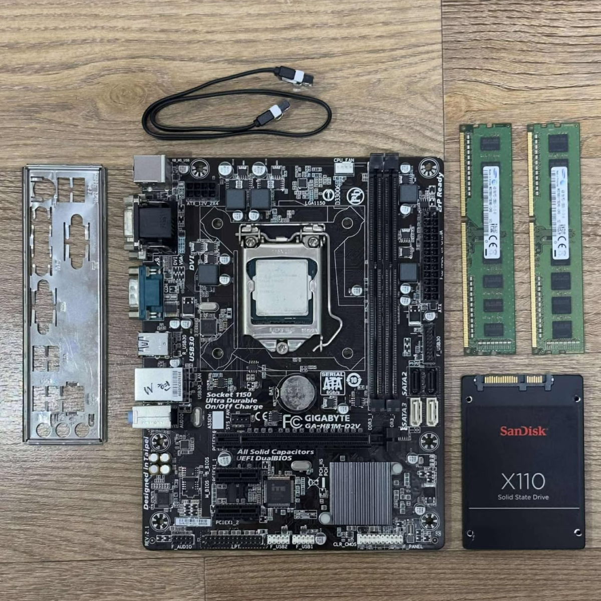 【ケース新品】 GA-H81M　8GB SSD Win11 オフィス付 COMBO GIGABYTE GA-H81M-D2V Motherboard With i5-4th Gen CPU/ 8GB