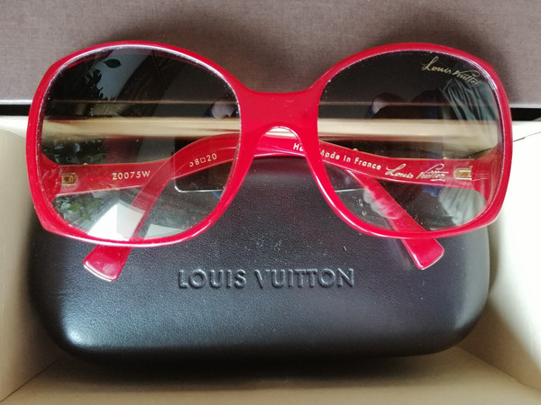 Louis Vuitton Sonnenbrille rot gesprenkelt Acetat Gestell Gina Z0075W