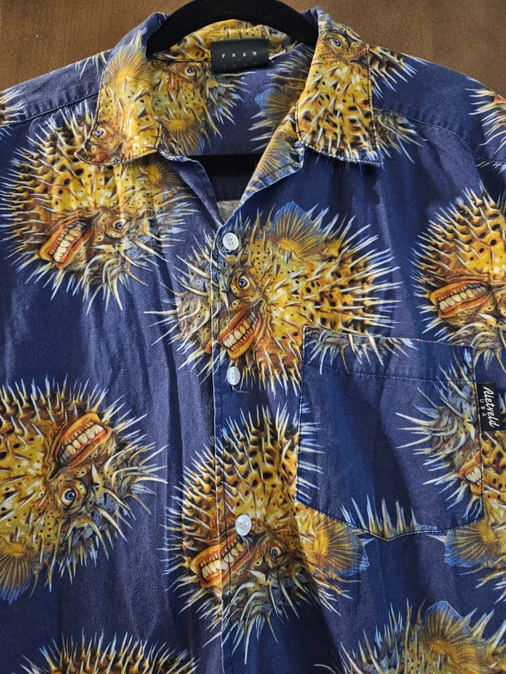 Rietveld Usa Shirt Fish Smile Pufferfish Buttondown Large - Image 2 of 4
