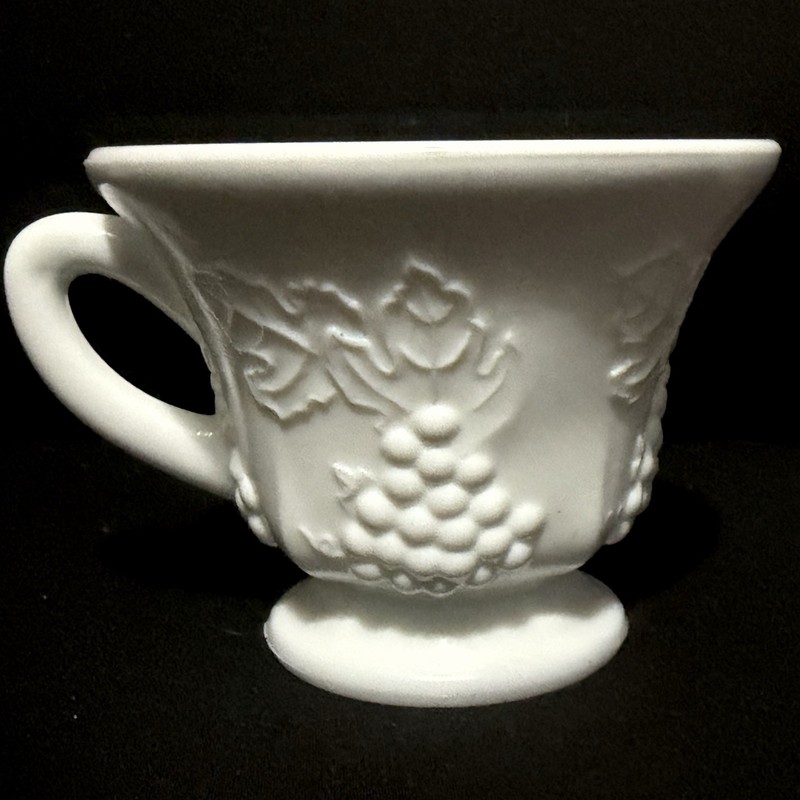 Indiana Glass Harvest Grape Milk Glass Footed Punch /Tea /Coffee Cup Vintage
