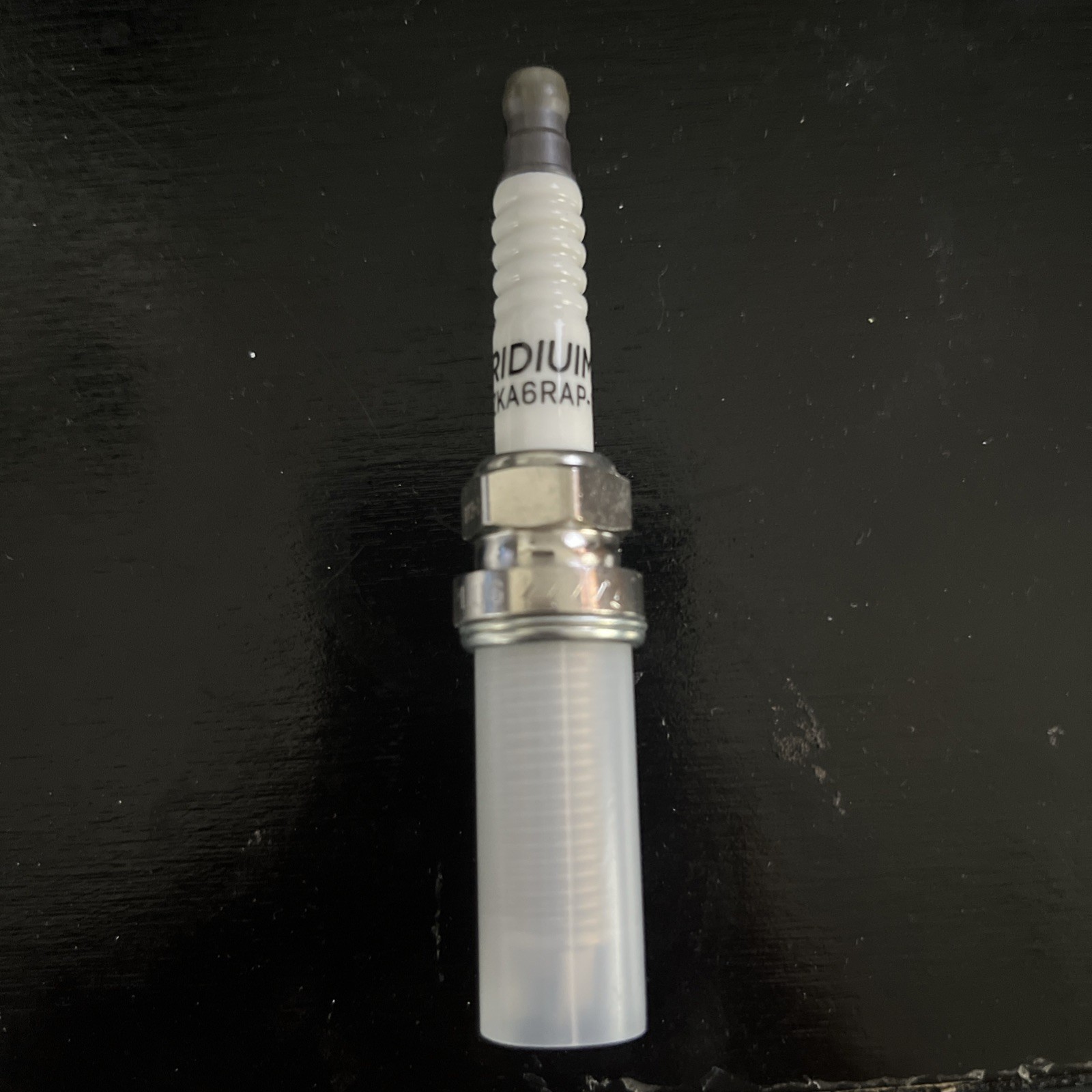 Pack Of 4 NGK 6643 LZKAR6AP-11 Laser Platinum Spark Plugs Nissan Frontier Sentra