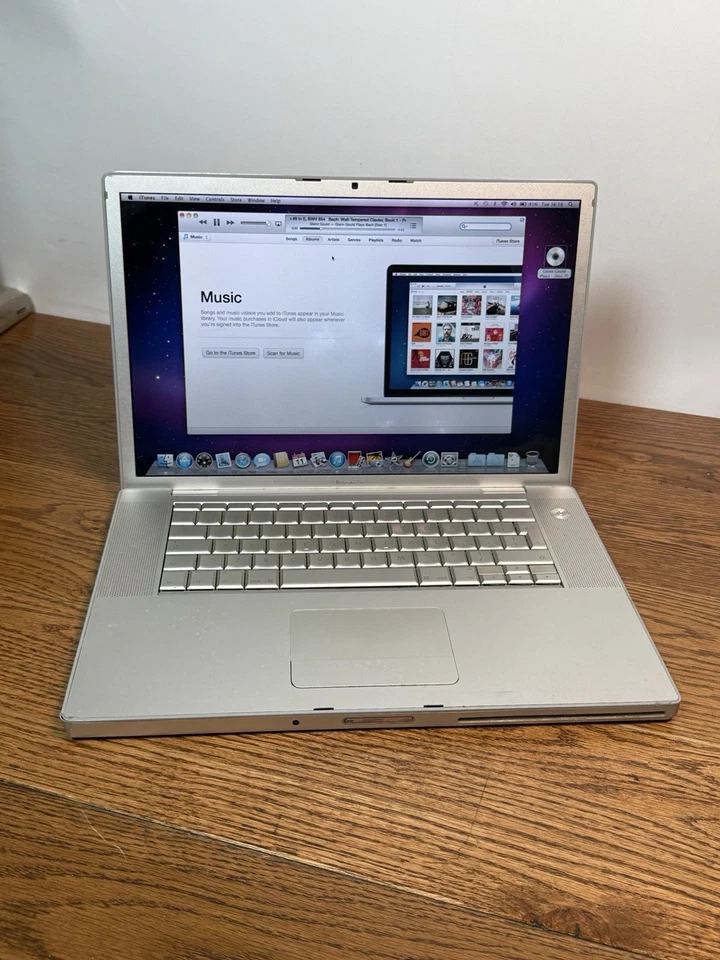 Apple MacBook Pro 15” (2.4GHz Core 2 Duo / 4GB RAM No PSU - Image 2 of 4