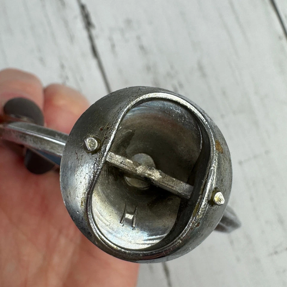 Adorno capó emblema delantero original Mercedes-Benz 280 1973-1976 Foto 4 de 4