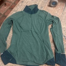 Lululemon Runderful Jacket --1/2 Zip Size 8 Green Thumbholes