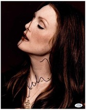 Julianne Moore Signed Autographed 11x14 Photo Redhead Portrait Oscar Winner ACOA