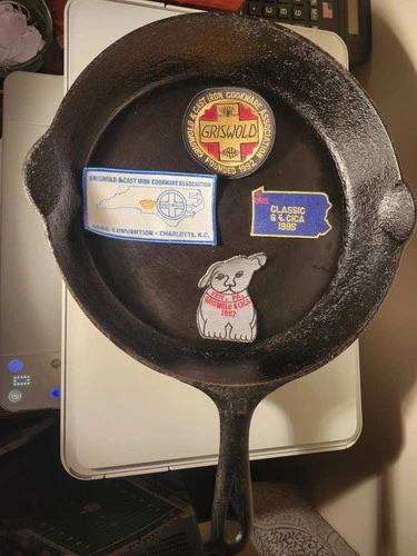 Vintage GRISWOLD Cast Iron Skillet No. # 10  Teardrop Handle Erie PA