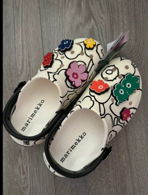 Crocs x Marimekko Platform W5 Nuevo con Etiquetas Completely New - Imagen 4 de 4
