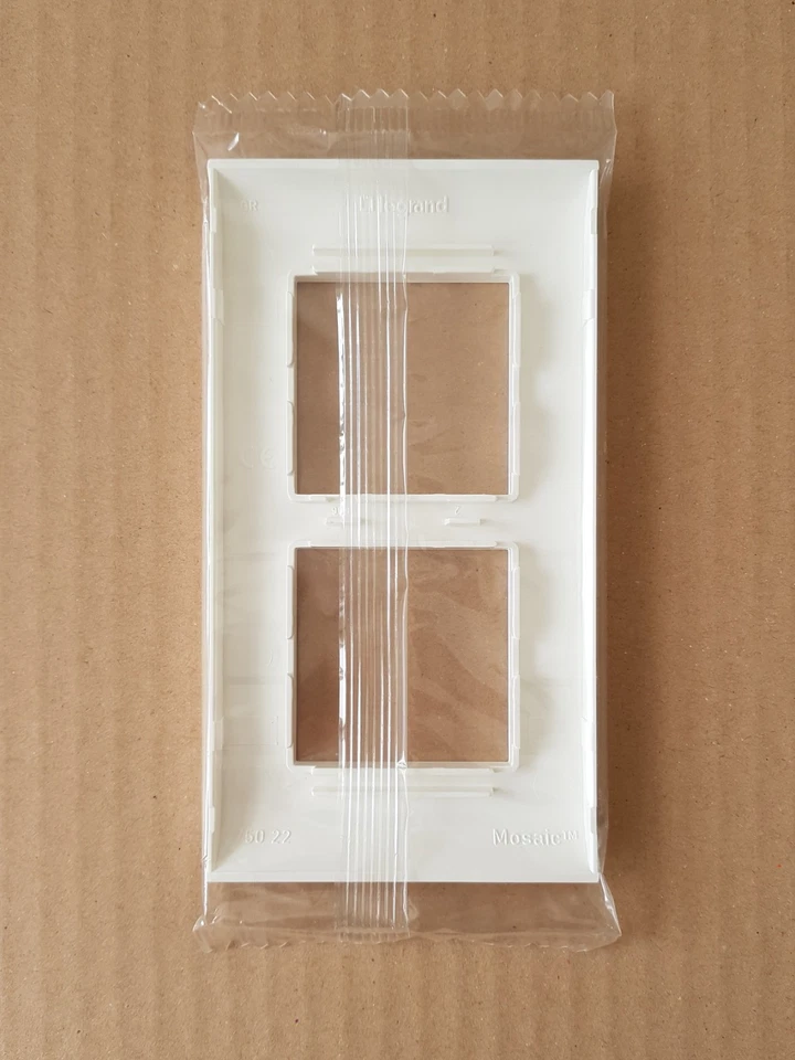 LEGRAND 75022 - 1 Plaque VERTICALE 2 postes - Blanc - ancien MOSAIC 45 - Photo 2/2