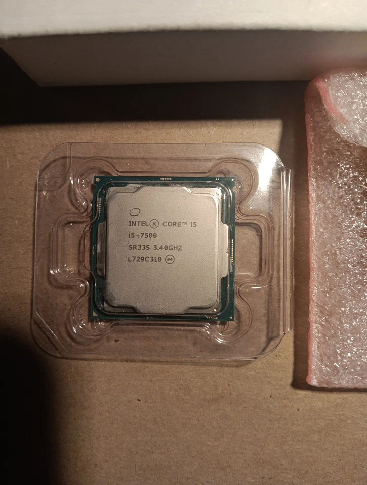 INTEL CORE i5-7500 SR335 3.4GHZ L729C310 - Image 2 of 2