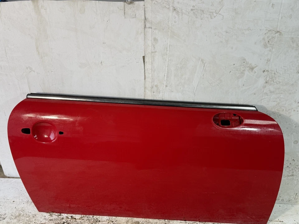 2008-2014 Mini Cooper S Front Right Passenger Side Door Shell Panel OEM. Foto 2 de 4