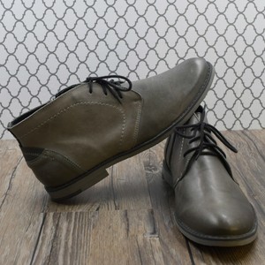 distressed chukka boots