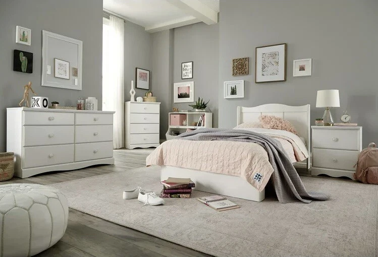 Cómoda Sauder Storybook con 4 cajones, acabado blanco suave Foto 4 de 4