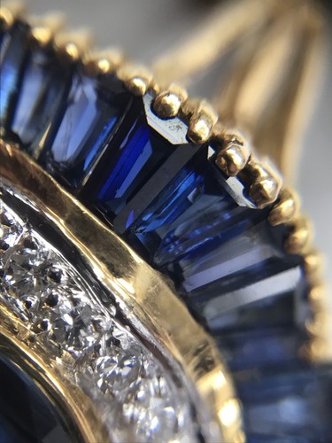 Anello cocktail oro giallo 18 kt zaffiro blu baguette e diamanti - Foto 9 di 12