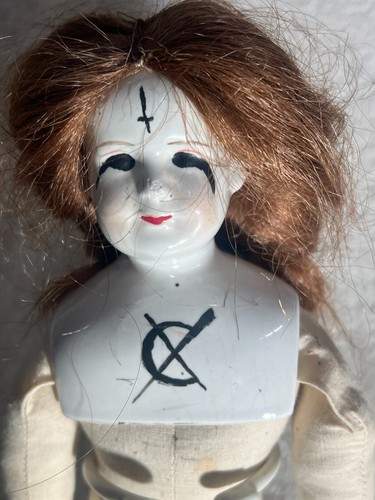 Haunted Doll Store - Maßanfertigung, Halloween, gruselige Puppen - Sie wählen - Bild 791 von 976