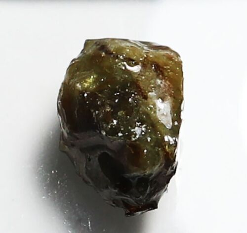 ANTIQUE GOLDEN GREEN STAR LINED DESIGN ROUGH 81.65 CT LOOSE GEMSTONE FOR SALE