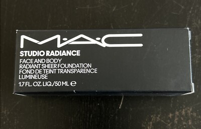 MAC Cosmetics STUDIO RADIANCE FACE & BODY FOUNDATION W8 BNIB 1.7FL. OZ.LIQ./50ML