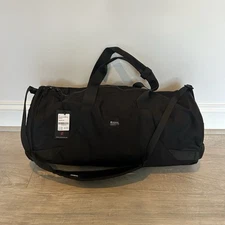 NWT Peloton x lululemon All Day Essentials Duffle Train Gym Bag 32L Large Black