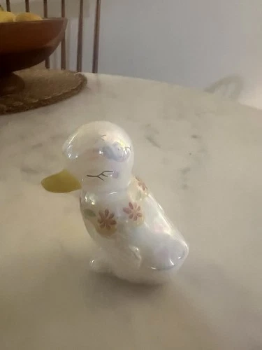 Vintage Fenton Glass Duckling Opal Iridescent Daffodil Cunningham Art Glass Bird