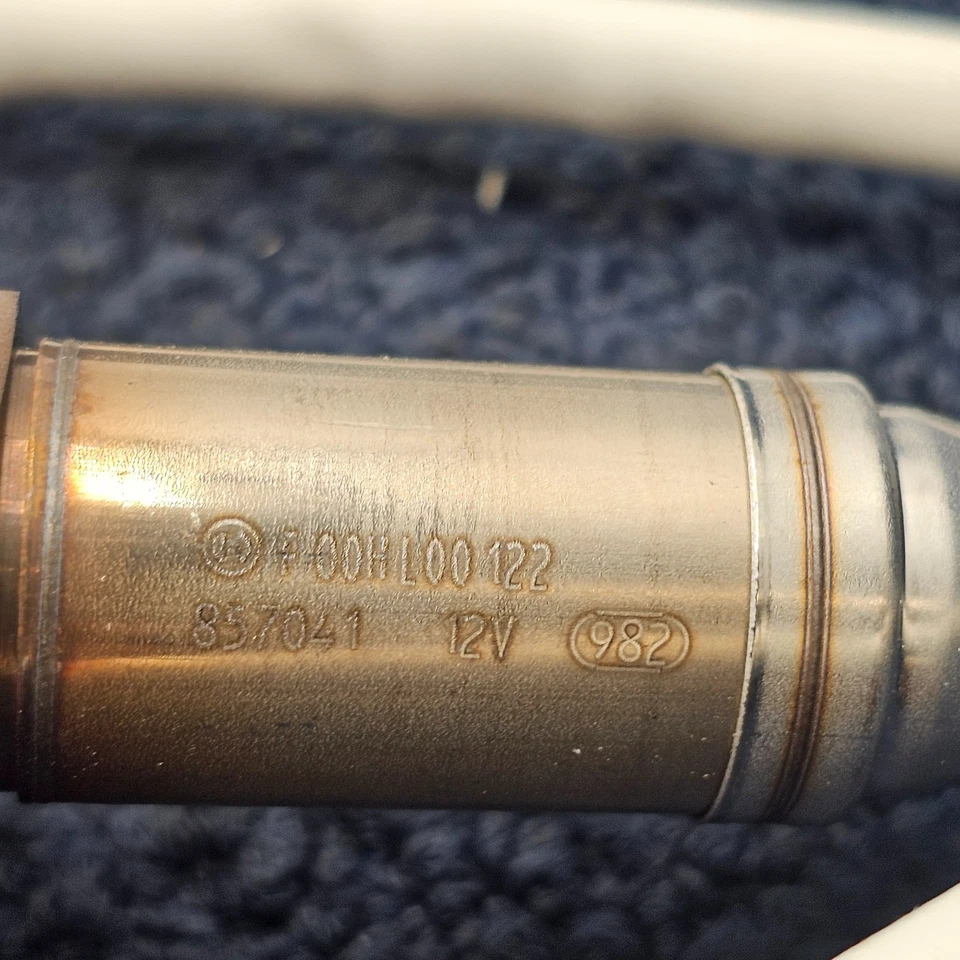 Bosch 13469: Sensor de oxígeno para Subaru Impreza 1999-2004 y Forester aguas abajo Foto 4 de 4