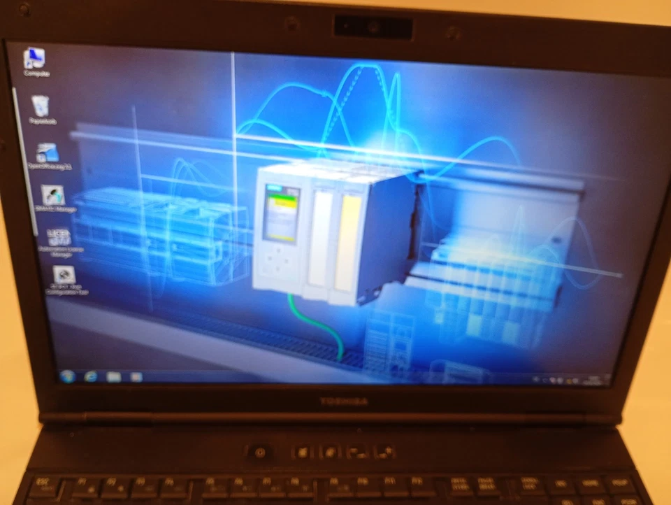 Siemens Simatic i5 Notebook  Step7 mit Lizenzen ähnlich Siemens Field - Bild 2 von 4