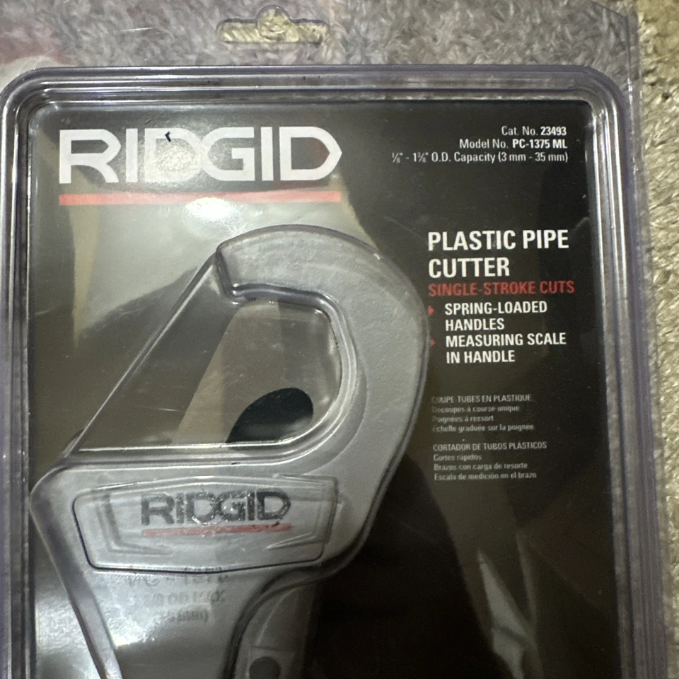 New Ridgid 23493 PVC Plastic Pipe & Tubing Cutter, Steel Blade 1 1/8”- 1 3/8”  - Image 3 of 4
