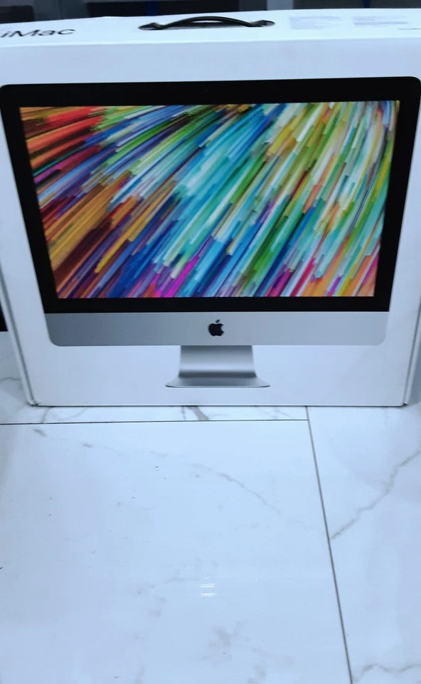 Apple iMac 21.5-inch Retina 4K Display - Image 4 of 4