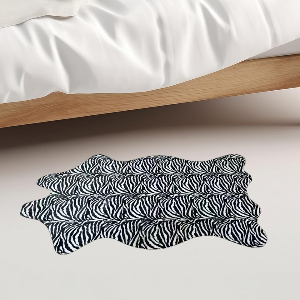 Leopard Print Faux Cowhide Rug Stylish Animal Print Carpet 40x37 Inch